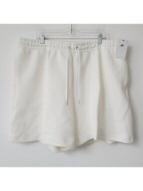 Nike Sportswear Tech Fleece Reimagined Shorts FN3933-133 Size XXL Sail White